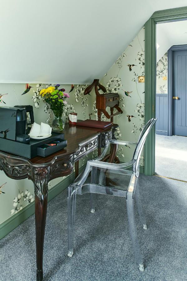 Monkstadt 1745 Restaurant With Rooms Portree Esterno foto