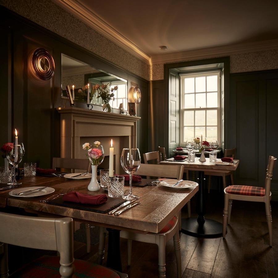 Monkstadt 1745 Restaurant With Rooms Portree Esterno foto