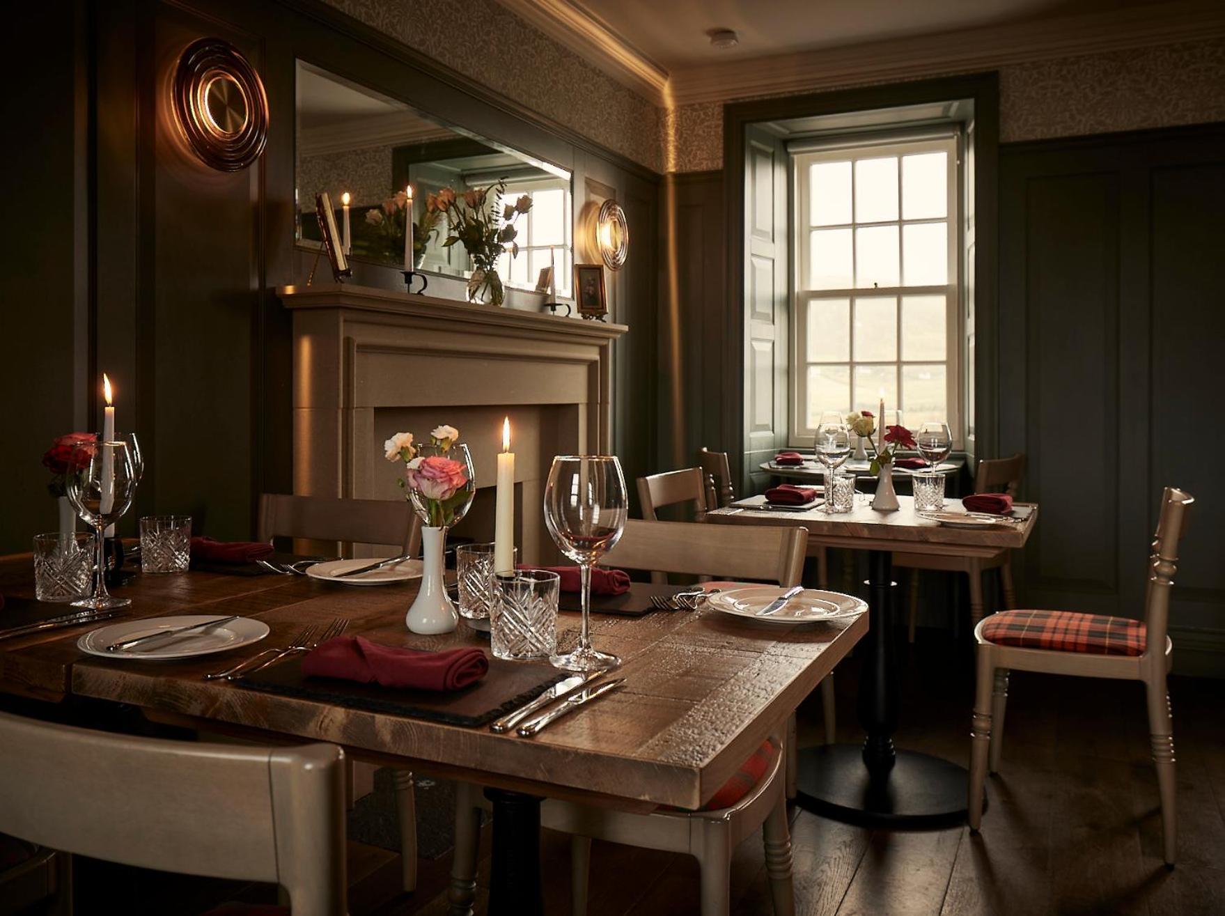 Monkstadt 1745 Restaurant With Rooms Portree Esterno foto