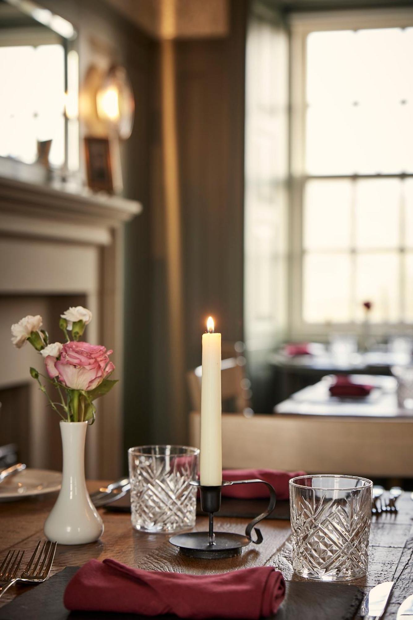 Monkstadt 1745 Restaurant With Rooms Portree Esterno foto